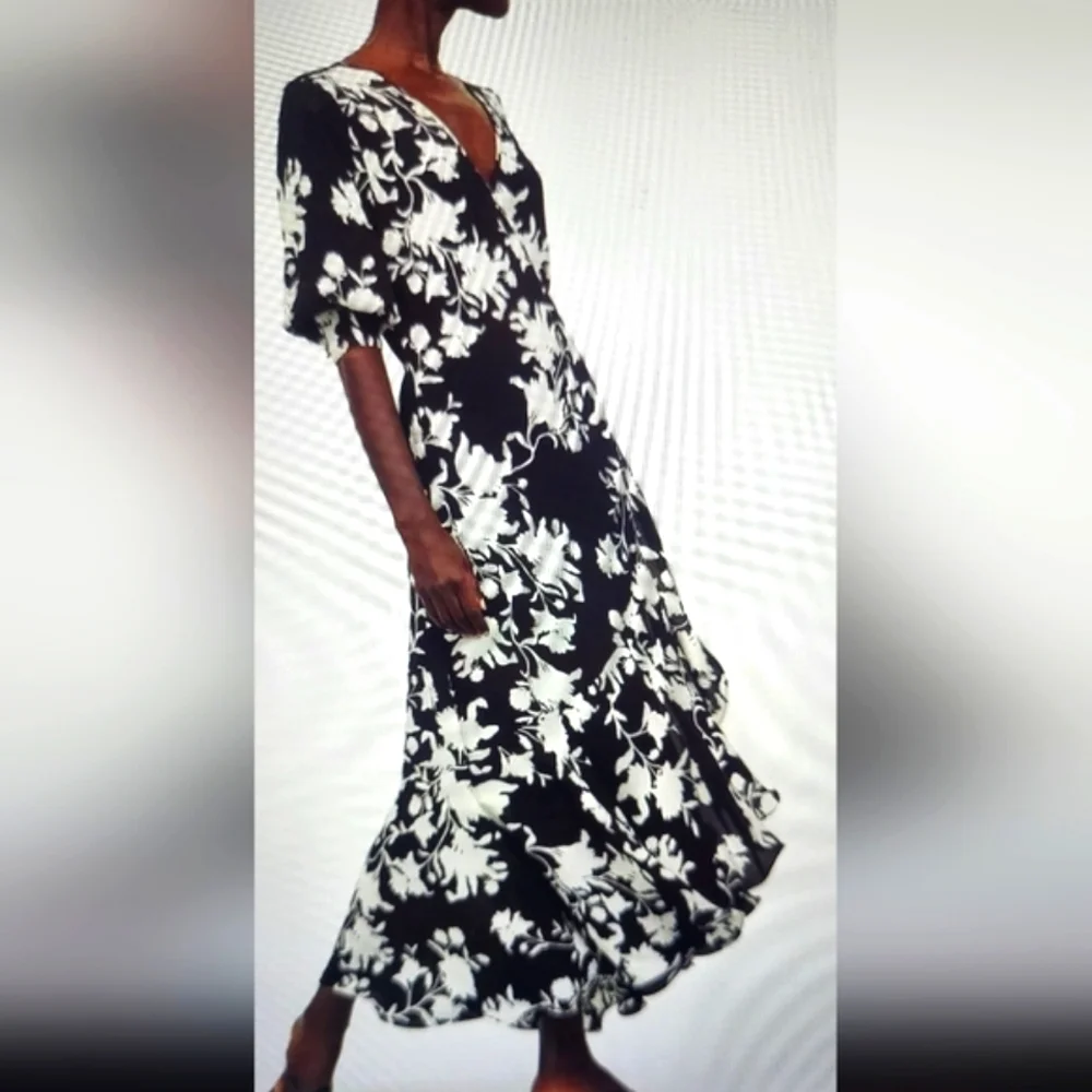 Johanna Ortiz x H&M Creped Orchid Maxi Wrap Dress Black White - Picture 1 of 12